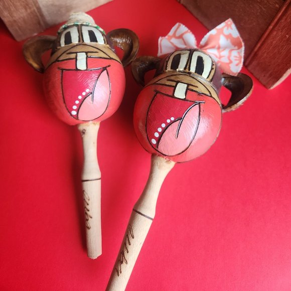 Pair Of Vintage Souvenir Funny Monkey Face Maracas Rhumba Shakers - Picture 1 of 5